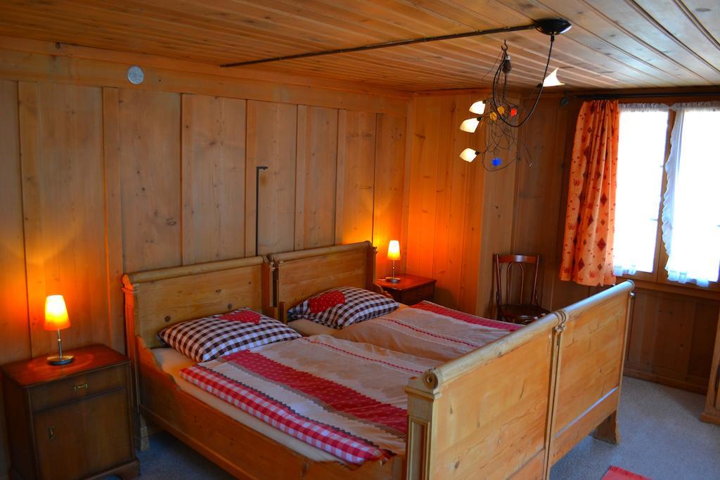 B&B Rosaly Chateau-d'Oex Room photo
